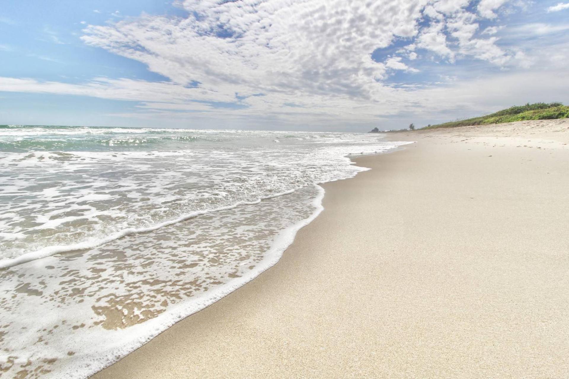 Ocean Breeze Condo เจนเซนบีช ภายนอก รูปภาพ