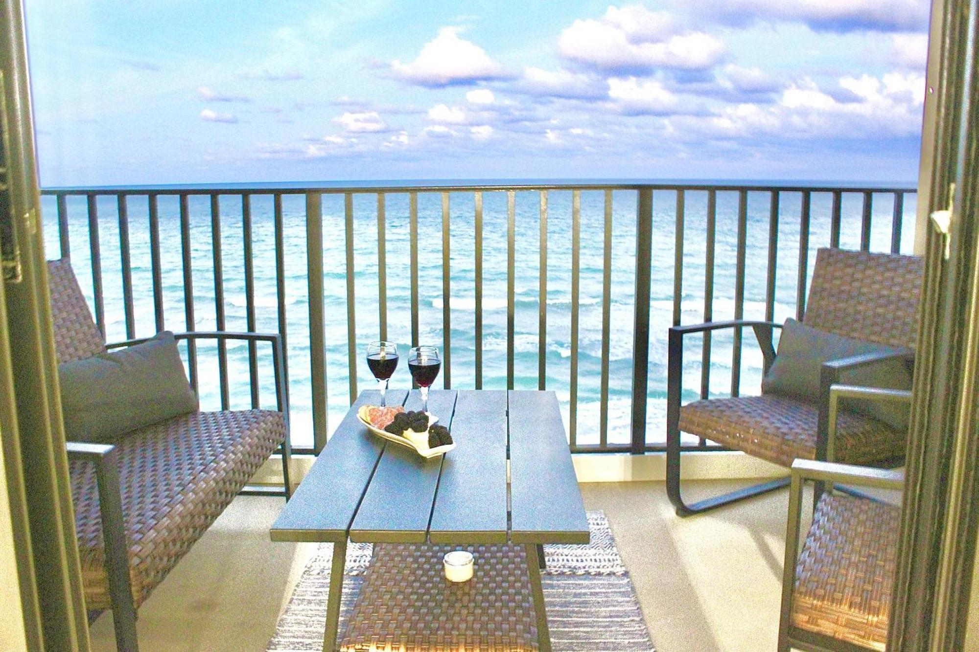 Ocean Breeze Condo เจนเซนบีช ภายนอก รูปภาพ
